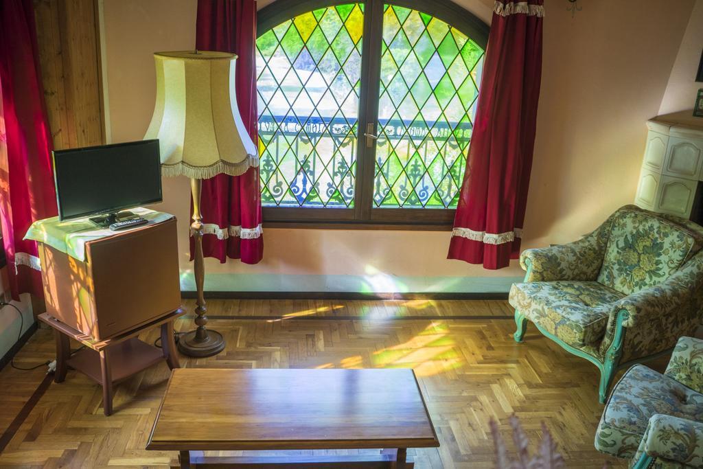 Hotel Villino Della Flanella Μόντενα Δωμάτιο φωτογραφία